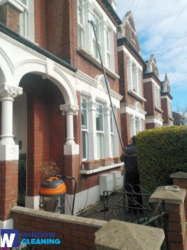 Expert Window Cleaning in Forty Hill EN2